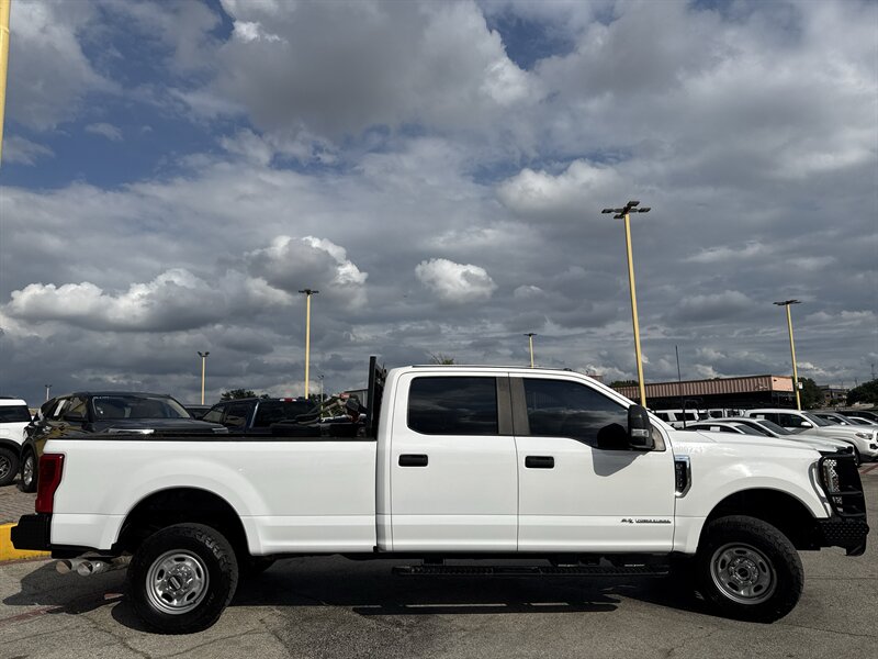 2019 Ford F-350 Super Duty XL - Photo 4 - Arlington, TX 76011