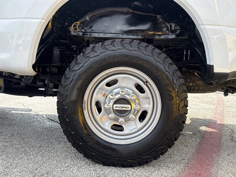 2019 Ford F-350 Super Duty XL - Photo 11 - Arlington, TX 76011