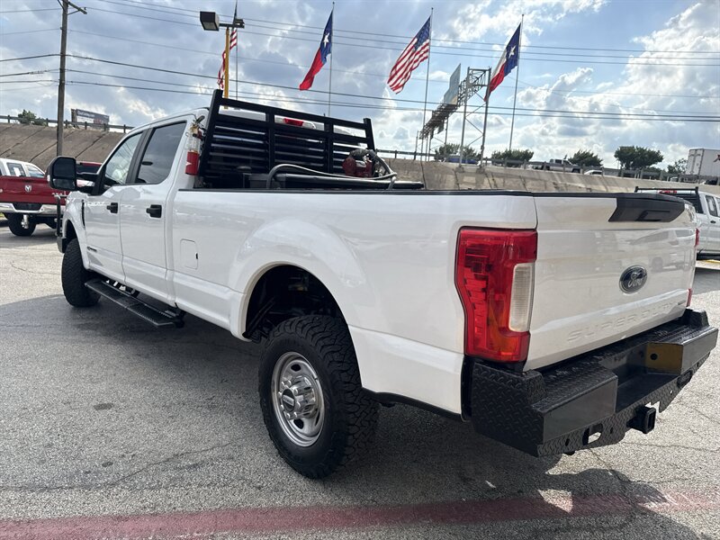 2019 Ford F-350 Super Duty XL - Photo 8 - Arlington, TX 76011