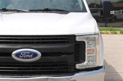 2017 Ford F-250 XL   - Photo 10 - Arlington, TX 76011