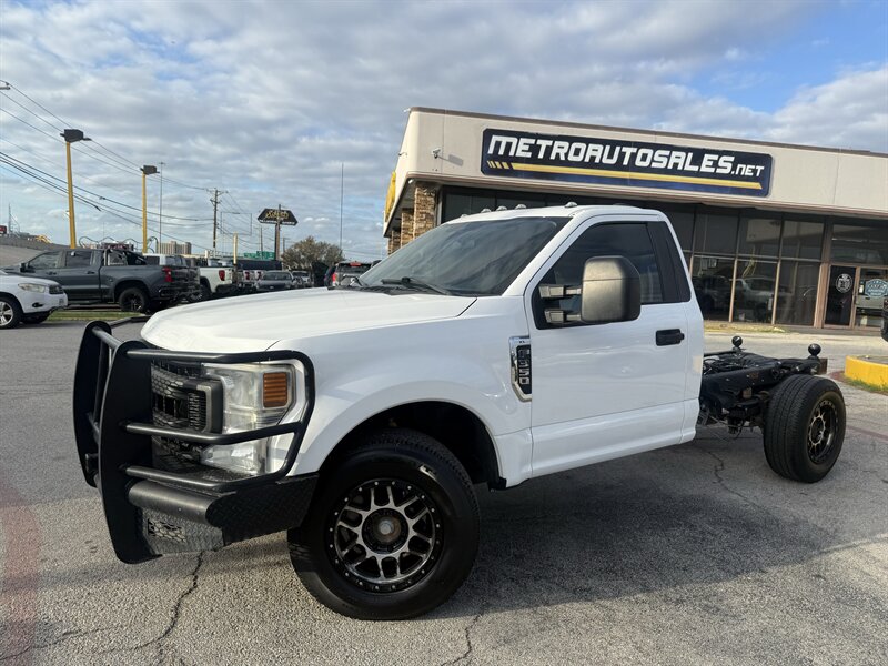 2021 Ford F-350 Super Duty XL - Photo 9 - Arlington, TX 76011