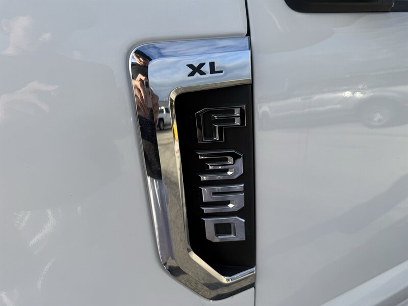 2021 Ford F-350 Super Duty XL - Photo 11 - Arlington, TX 76011