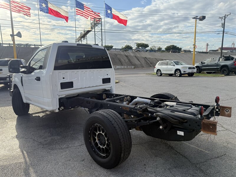 2021 Ford F-350 Super Duty XL - Photo 7 - Arlington, TX 76011