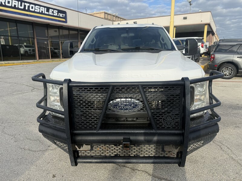 2021 Ford F-350 Super Duty XL - Photo 2 - Arlington, TX 76011