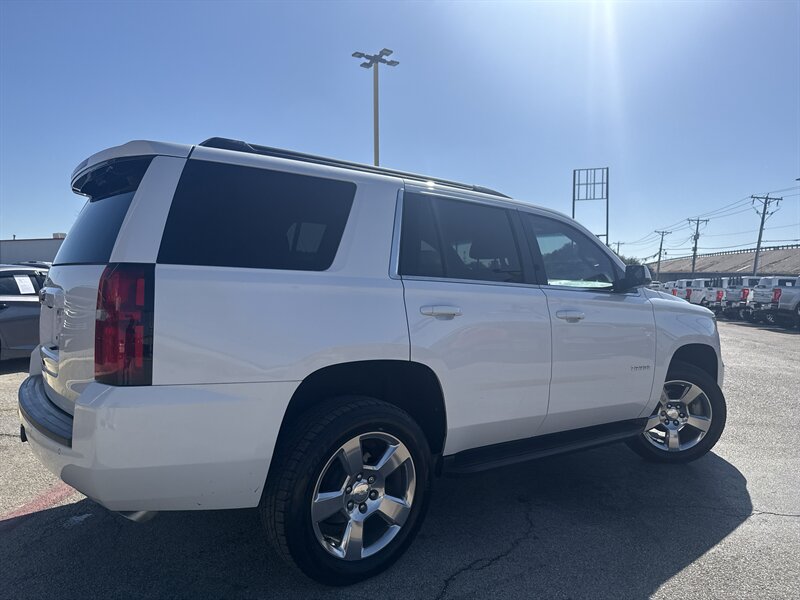 2019 Chevrolet Tahoe LT - Photo 5 - Arlington, TX 76011