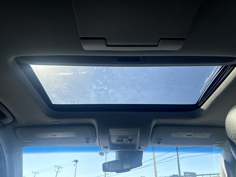 2019 Chevrolet Tahoe LT - Photo 33 - Arlington, TX 76011