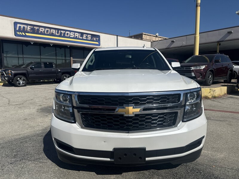 2019 Chevrolet Tahoe LT - Photo 2 - Arlington, TX 76011
