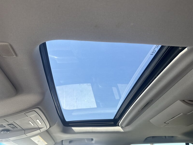 2019 Chevrolet Tahoe LT - Photo 34 - Arlington, TX 76011