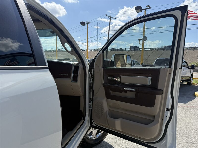 2018 RAM 2500 Laramie - Photo 17 - Arlington, TX 76011