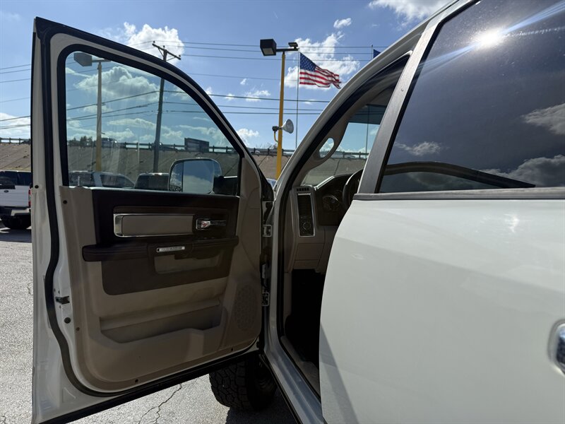 2018 RAM 2500 Laramie - Photo 13 - Arlington, TX 76011