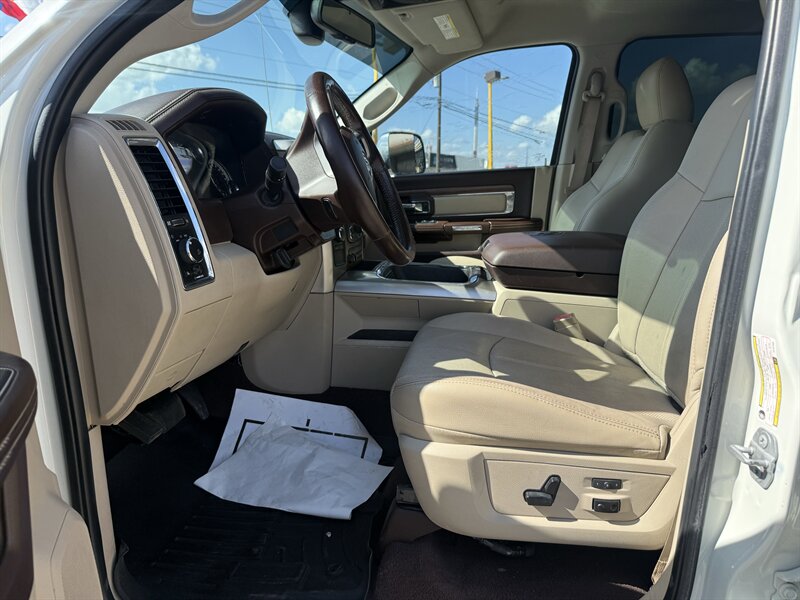 2018 RAM 2500 Laramie - Photo 14 - Arlington, TX 76011