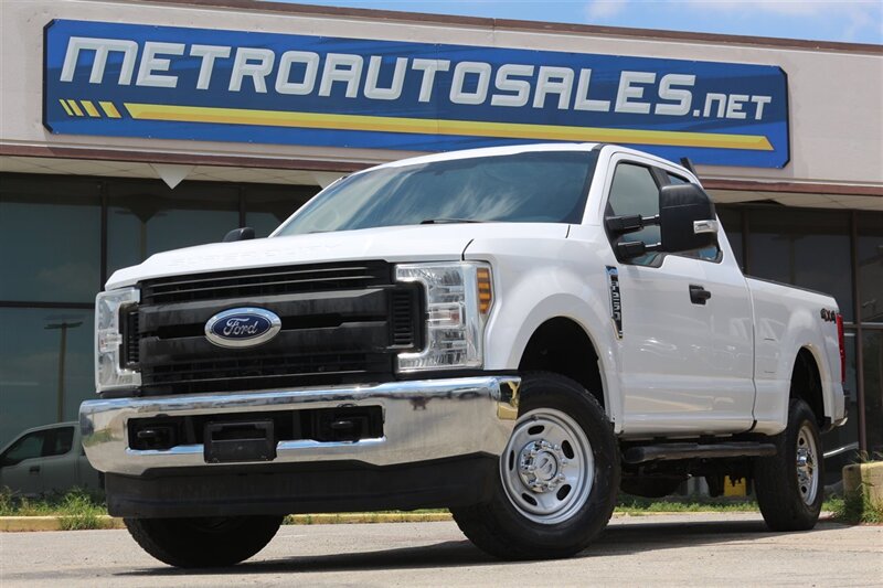 2019 Ford F-250 Super Duty XL   - Photo 1 - Arlington, TX 76011