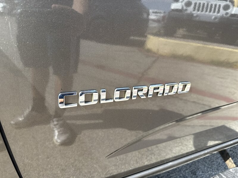 2016 Chevrolet Colorado LT   - Photo 12 - Arlington, TX 76011