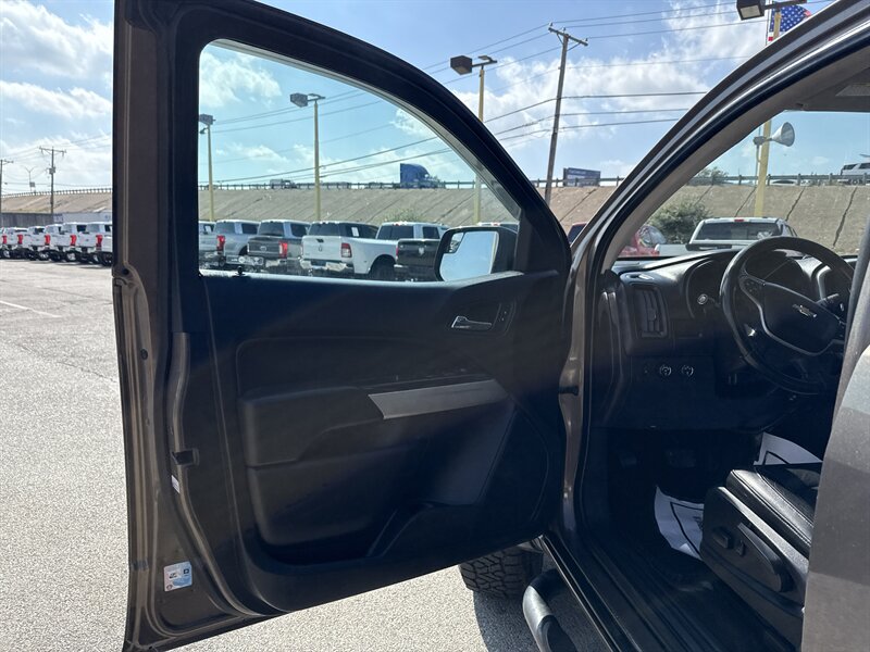 2016 Chevrolet Colorado LT   - Photo 13 - Arlington, TX 76011