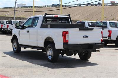 2017 Ford F-250 XL   - Photo 7 - Arlington, TX 76011