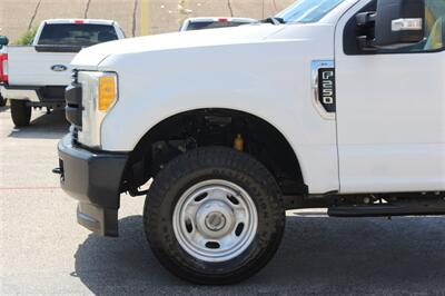 2017 Ford F-250 XL   - Photo 14 - Arlington, TX 76011