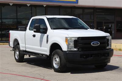 2017 Ford F-250 XL   - Photo 11 - Arlington, TX 76011