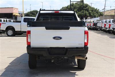 2017 Ford F-250 XL   - Photo 8 - Arlington, TX 76011