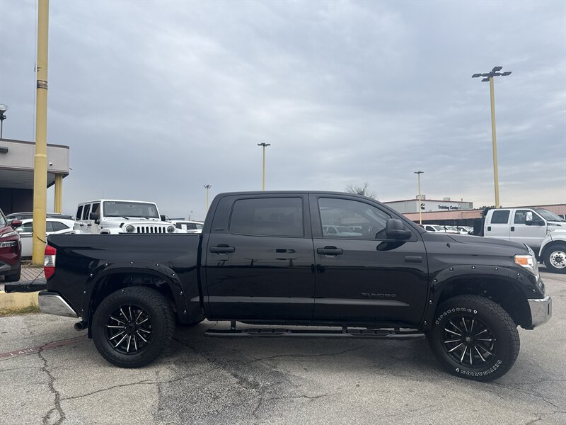 2017 Toyota Tundra SR5   - Photo 4 - Arlington, TX 76011
