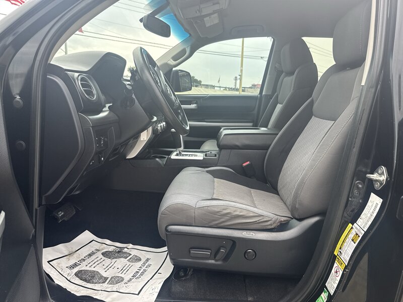 2017 Toyota Tundra SR5   - Photo 17 - Arlington, TX 76011