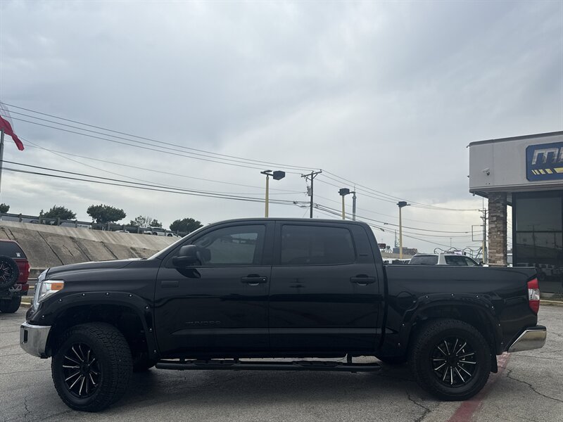 2017 Toyota Tundra SR5   - Photo 9 - Arlington, TX 76011