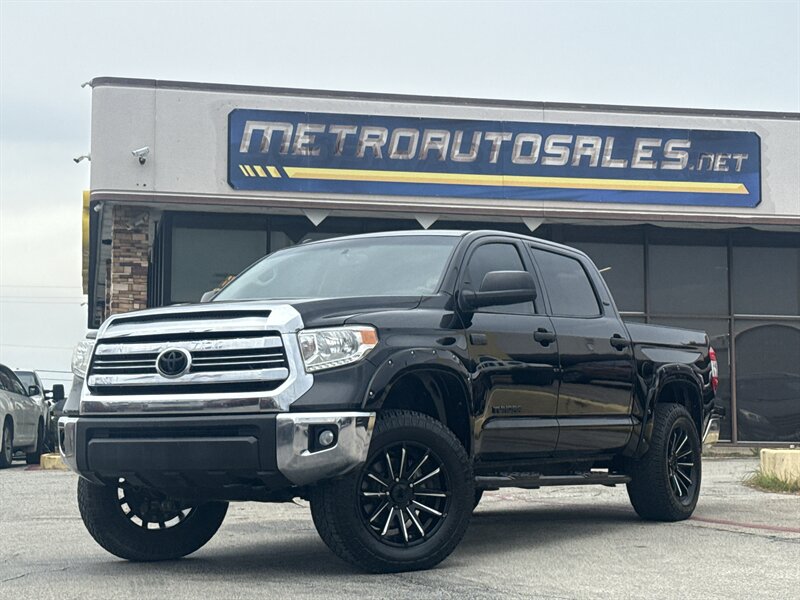 2017 Toyota Tundra SR5   - Photo 1 - Arlington, TX 76011