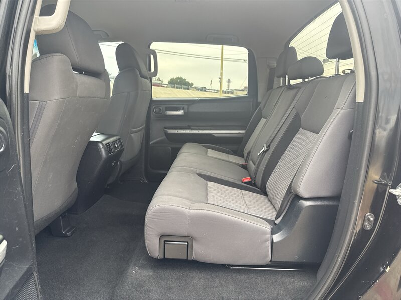 2017 Toyota Tundra SR5   - Photo 19 - Arlington, TX 76011