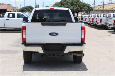 2017 Ford F-250 XL   - Photo 8 - Arlington, TX 76011