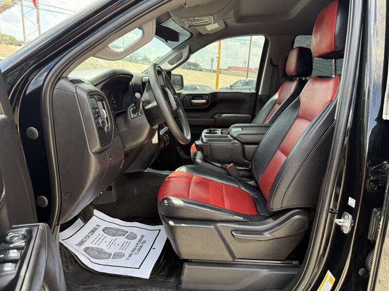 2022 Chevrolet Silverado 1500 Limited Custom - Photo 13 - Arlington, TX 76011