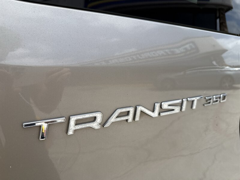 2015 Ford Transit 350 XL - Photo 12 - Arlington, TX 76011