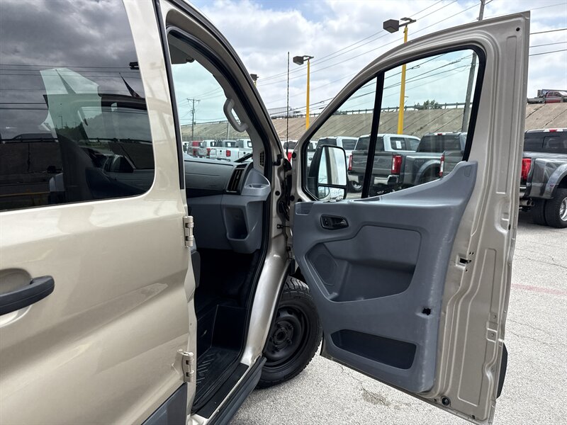 2015 Ford Transit 350 XL - Photo 15 - Arlington, TX 76011