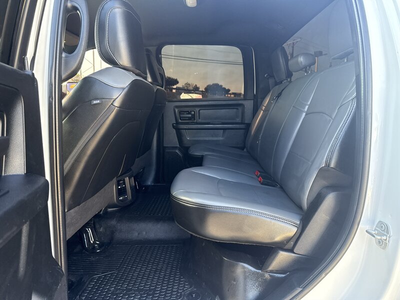 2022 RAM 2500 Tradesman   - Photo 18 - Arlington, TX 76011