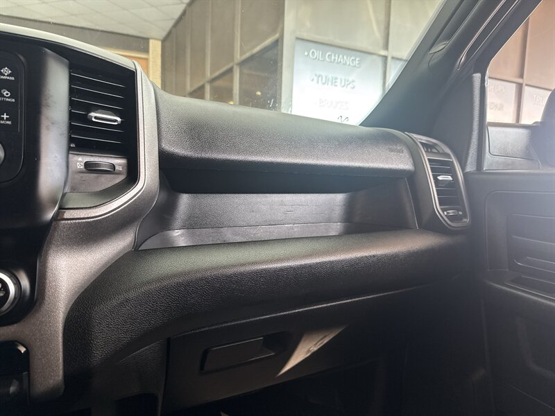 2022 RAM 2500 Tradesman   - Photo 28 - Arlington, TX 76011