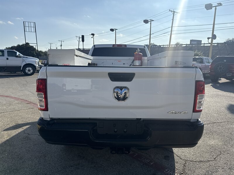 2022 RAM 2500 Tradesman   - Photo 6 - Arlington, TX 76011