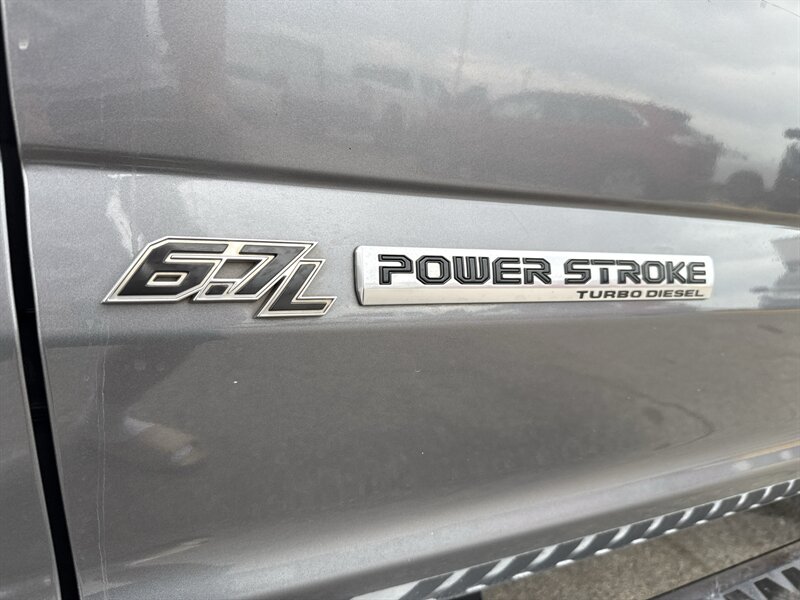 2022 Ford F-250 XLT - Photo 12 - Arlington, TX 76011