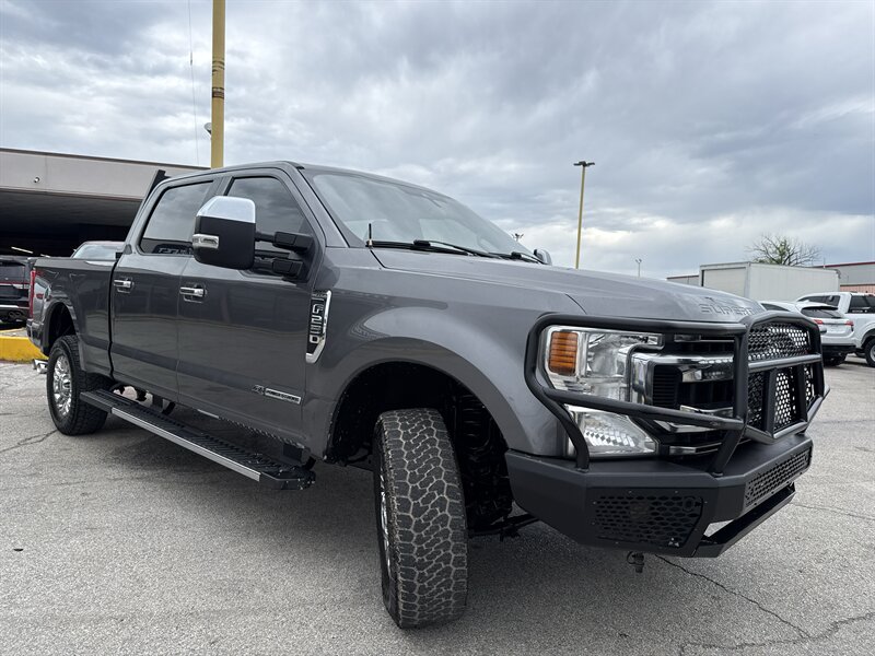 2022 Ford F-250 XLT - Photo 3 - Arlington, TX 76011