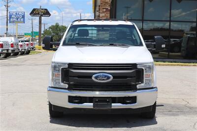 2019 Ford F-350 XL   - Photo 13 - Arlington, TX 76011