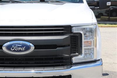 2019 Ford F-350 XL   - Photo 14 - Arlington, TX 76011