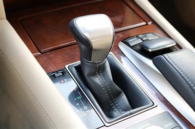 2014 Lexus LS   - Photo 30 - Arlington, TX 76011