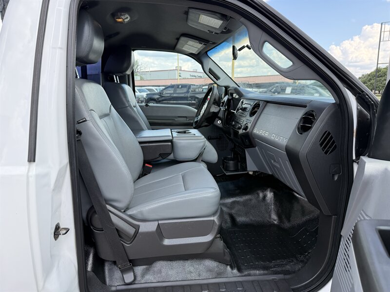 2015 Ford F-250 Super Duty XL - Photo 16 - Arlington, TX 76011