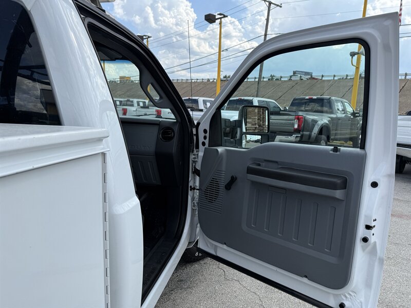 2015 Ford F-250 Super Duty XL - Photo 15 - Arlington, TX 76011