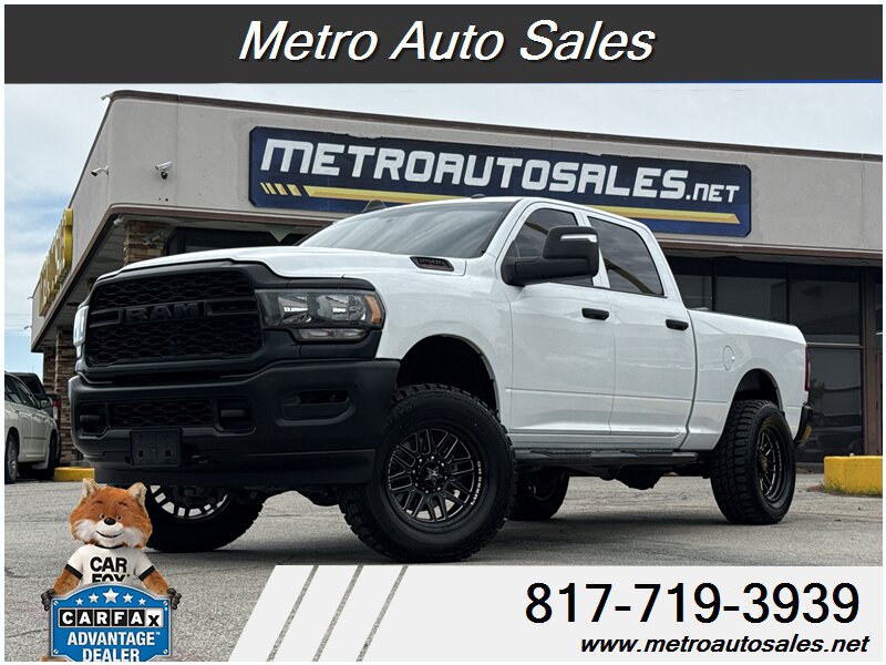 2023 RAM 2500 Tradesman   - Photo 1 - Arlington, TX 76011