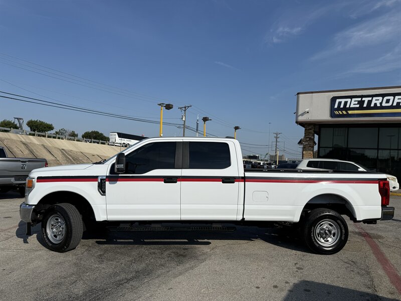 2022 Ford F-250 XL - Photo 9 - Arlington, TX 76011