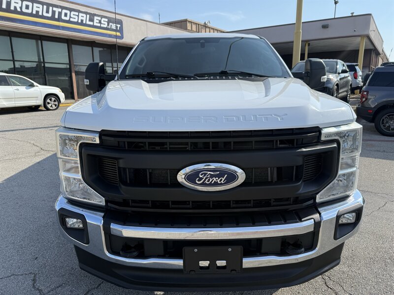 2022 Ford F-250 XL - Photo 2 - Arlington, TX 76011