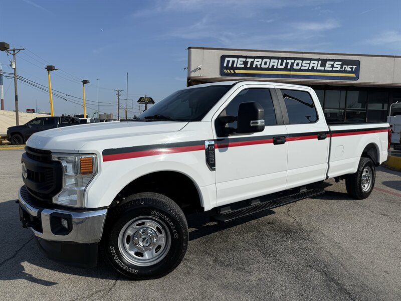2022 Ford F-250 XL - Photo 10 - Arlington, TX 76011