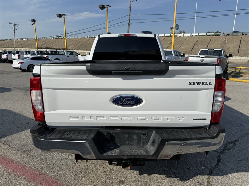 2022 Ford F-250 XL - Photo 6 - Arlington, TX 76011
