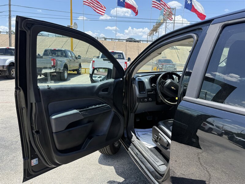 2017 Chevrolet Colorado Z71 - Photo 12 - Arlington, TX 76011