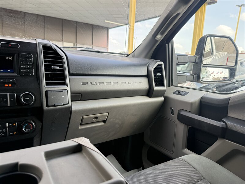 2017 Ford F-250 Super Duty XL - Photo 26 - Arlington, TX 76011