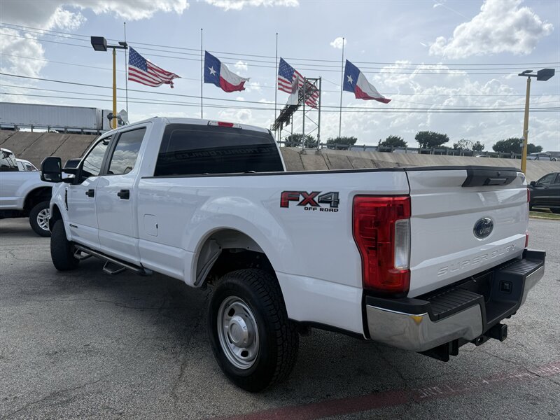 2017 Ford F-250 Super Duty XL - Photo 7 - Arlington, TX 76011