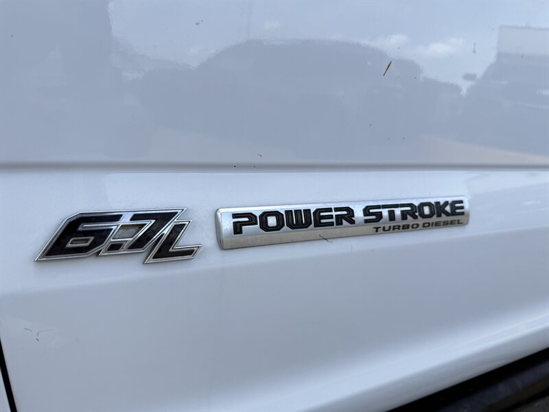 2017 Ford F-250 Super Duty XL - Photo 11 - Arlington, TX 76011